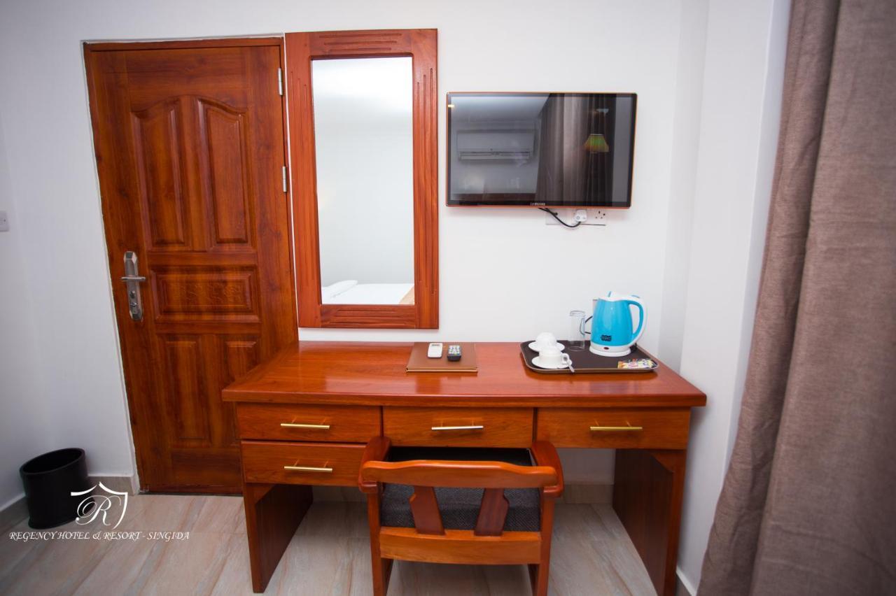 Regency Resort Singida Exteriör bild