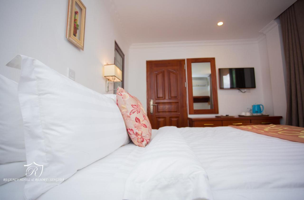 Regency Resort Singida Exteriör bild