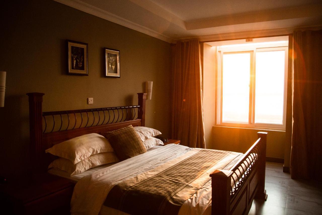 Regency Resort Singida Exteriör bild