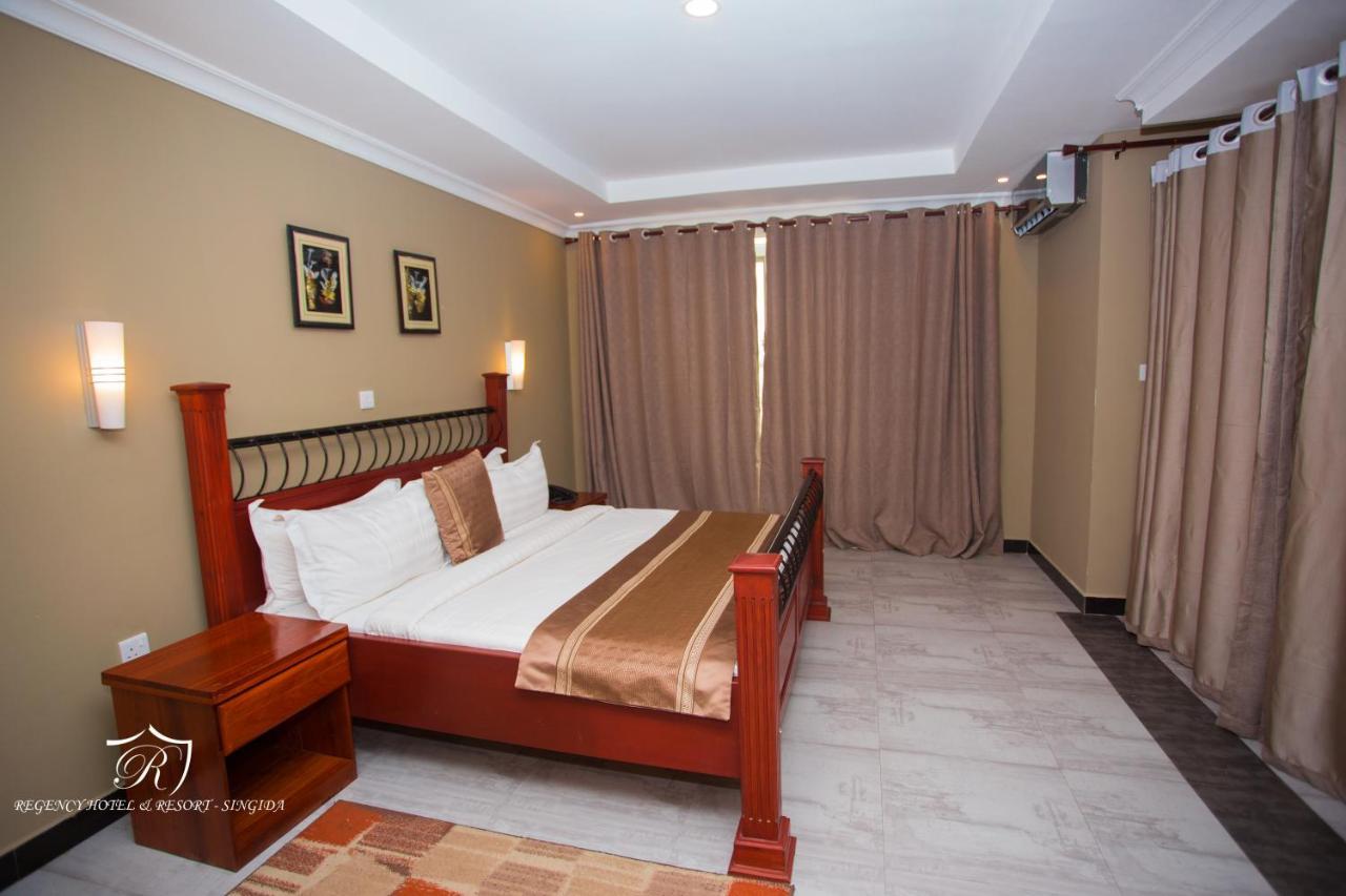 Regency Resort Singida Exteriör bild